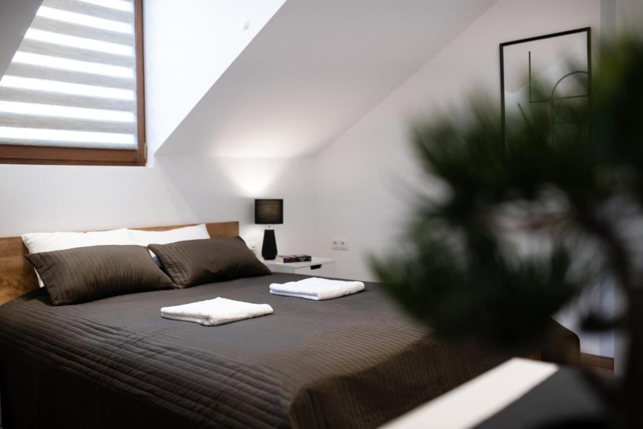 Neo Sky Apartment, Free Parking, 15 Min Walk Old Town&Kazimierz - By Homelike Krakow Luaran gambar